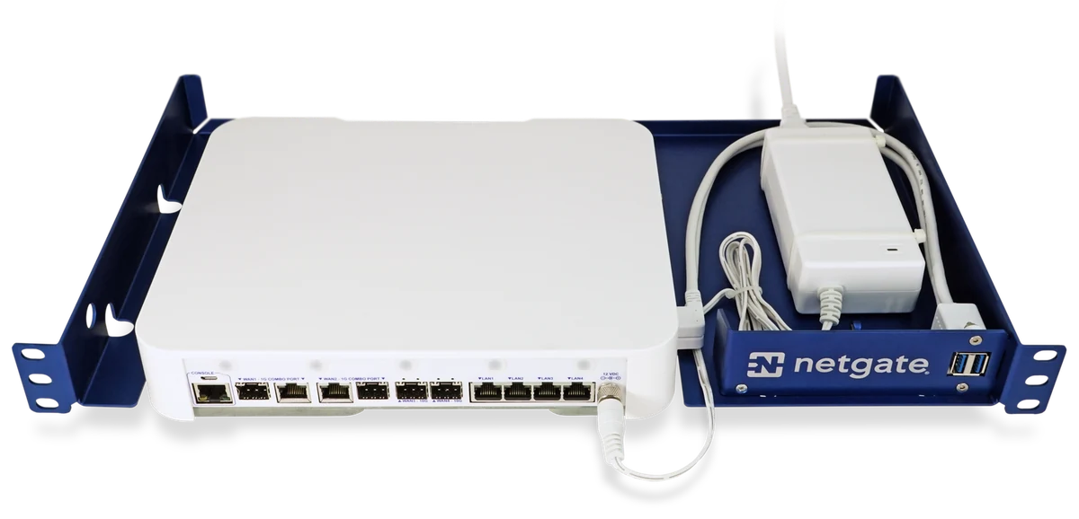 Netgate 8200 MAX — front view